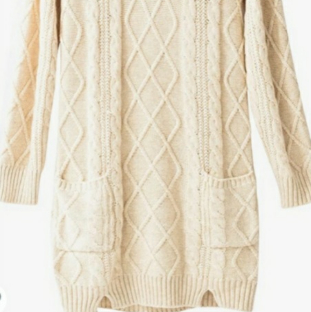 Nwt Cable knit tunic sweater